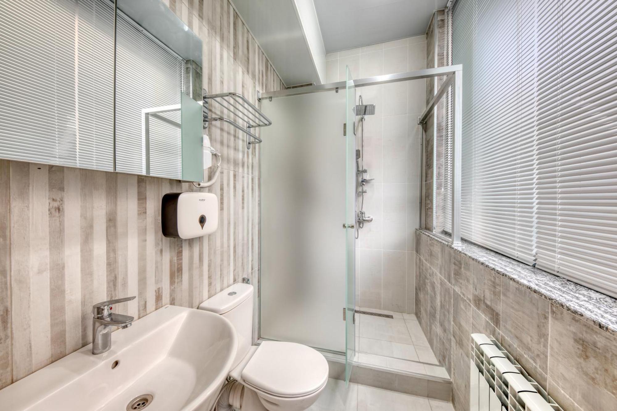 Tropica Inn Hotel Yerevan Ngoại thất bức ảnh